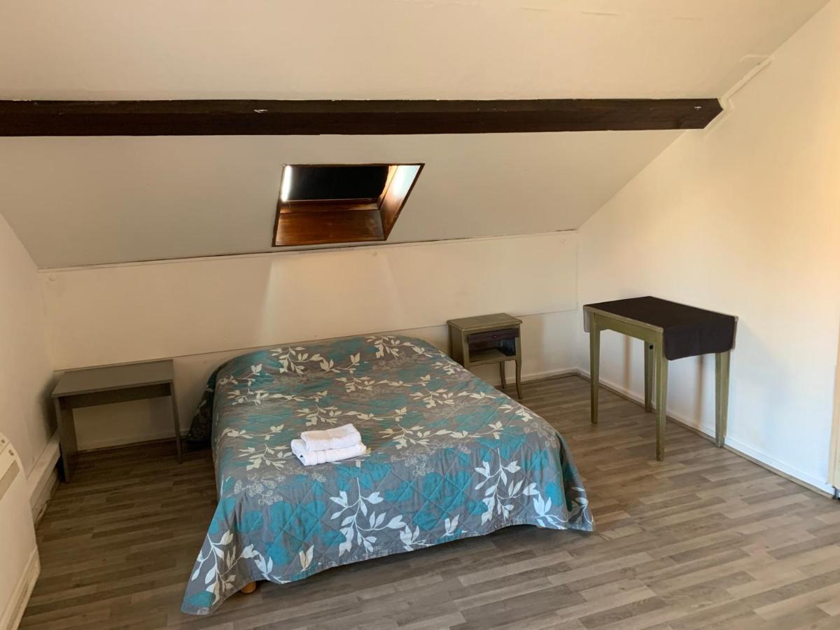 Hotel Le Cosy Pont-de-Chéruy エクステリア 写真
